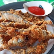 ครัวริมน้ำ ดอกคำใต้