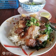 เมนูของร้าน ข้าวขาวัว เตาถ่าน