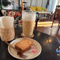 Da cafe' at Baan Ongkharak