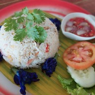 เมนูของร้าน ยุ้งเกลือบ้านแหลม