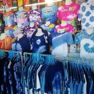 ตลาดบ้านเพ