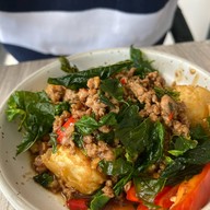 เมนูของร้าน At Home Cafe & Eatery อาหารไทยสูตรคุณยาย ไม่ใส่ผงชูรส อ่อนนุช-ลาดกระบัง