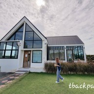 หน้าร้าน Wanichcha cafe’ -