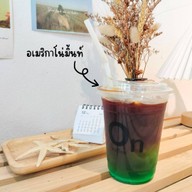 On Kaffee ( กาแฟสด สโลว์บาร์ )