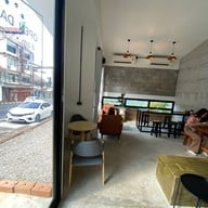 Ar-ma Cafe & Bar