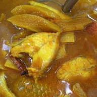 ข้าวแกงใต้เสาธง