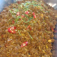 ข้าวแกงใต้เสาธง