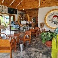 ช่างไม้ Cafe’ & Restaurant