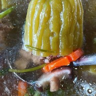 ข้าวแกงใต้เสาธง