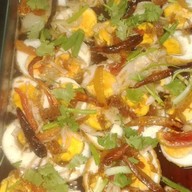 ข้าวแกงใต้เสาธง