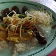 เมนูของร้าน โจ๊กหมูนายฮุย (เจ้าเก่าคันคลองชลประทาน) -