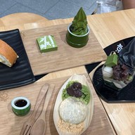 Kyo Roll En ไอคอนสยาม