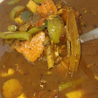 ข้าวแกงใต้เสาธง