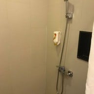 โรงแรมฮักนิมมาน