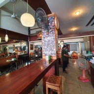 Benjamit esspreso bar
