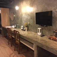 โรงแรมเยลโล่พิลโล