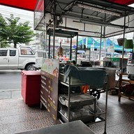 ข้าวหอมจังข้าวมันไก่ตอนข้าวมันไก่ทอด