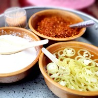 บะหมี่ลิ้นชัก กาแฟเจ้เล็ก