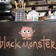บรรยากาศ Black Monster Cafe' Hua-hin Hua-Hin