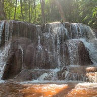 น้ำตกป่าหวาย