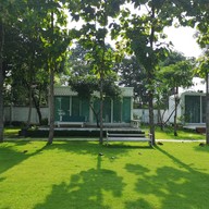 บรรยากาศ สามสิบ ไดร์ฟวิ่งเรนจ์ คาเฟ่&รีสอร์ท -