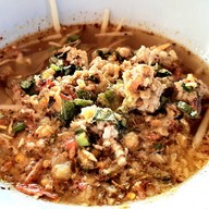 ผัดไทยวัดท้องคุ้ง