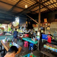 ผัดไทยวัดท้องคุ้ง