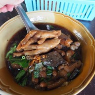 ก๋วยเตี๋ยวข้อไก่/ก๋วยเตี๋ยวหมู/ก๋วยเตี๋ยวเป็ด หัวกุญแจ หนองชาก