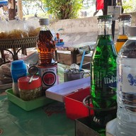 ผัดไทยวัดท้องคุ้ง