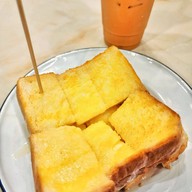 เมนูของร้าน หวานลิ้นไอติมไข่แข็ง จรัญ 3