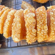 อาหารตามสั่ง  พริก แห้ง รสแซ่บ