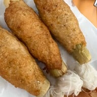 เมนูของร้าน แดงแหนมเนือง ในเมือง