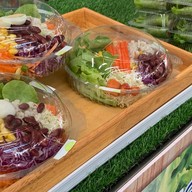 ข้าวหน้าไก่ย่าง ลูกชิ้นปิ้ง น้ำจิ้มรสเด็ด เจ็ดย่านน้ำ เจ้าพระยาทาวน์