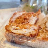 ตู้ข้าวมันไก่ สาขาทองหล่อ