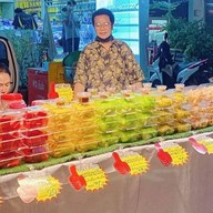 ร้านผลไม้โต้รุ่ง By. NAMO HOME MADE หน้าร้านเจนมือถือ ตลาดแกรนด์