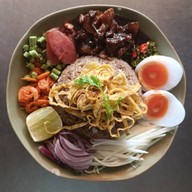 ขาหมูมีชัย สาขาหลัง มช.