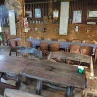 อาหารริมสวนนัดพบ