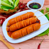 ทอดมันย่าง ลูกชิ้นปิ้งน้ำจิ้มรสเด็ดร้านแม่อร