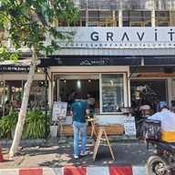 GRAVITY CAFE & BISTRO พระสิงห์