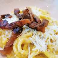 La Dotta Pasta Bar & Store ( Thonglor ) - ลา ด็อตต้า พาสต้าบาร์แอนด์สโตร์ ( สาขาทองหล่อ ) ทองหล่อ