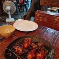 แสงทองโภชนา