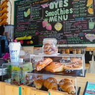 เมนู โอเยสสมูทตี้น้ำผักผลไม้ปั่น - OYES smoothies & happy food โอเยส
