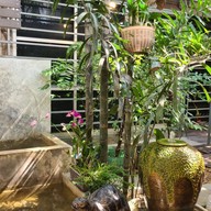 บรรยากาศ ร่มไม้ชายคลอง