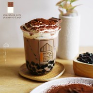 เมนูของร้าน Brown Café นิมมานเหมินท์ ซอย 9