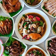 ร้านลาบติดแอร์