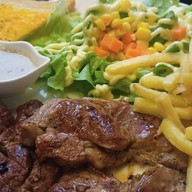 สุมหัวsteak&studio