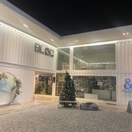 THINK CAFE & EATERY เดอะบล๊อค ราชพฤกษ์