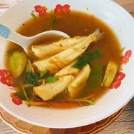 ร้านอาหารลมเลบ้านเรา (Seafood)