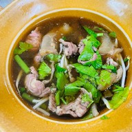 วัฒนพานิช นวมินทร์