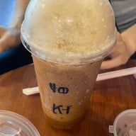 True Coffee เอท ทองหล่อ